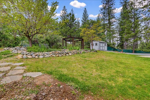 26825 Rockrose Ln, Colfax, CA 95713