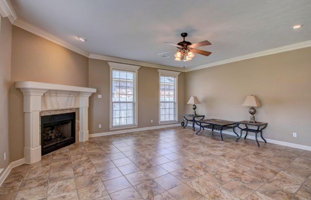 124 Mountain Valley Drive, Maumelle, AR 72113