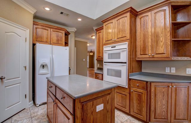 124 Mountain Valley Drive, Maumelle, AR 72113