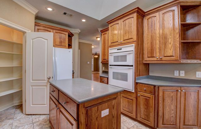 124 Mountain Valley Drive, Maumelle, AR 72113