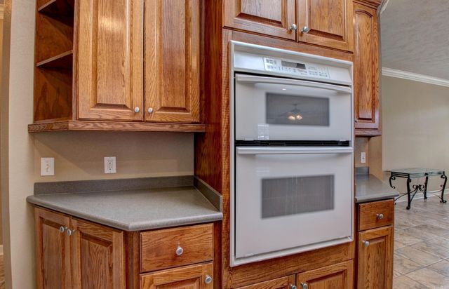 124 Mountain Valley Drive, Maumelle, AR 72113