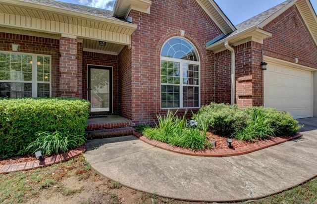 124 Mountain Valley Drive, Maumelle, AR 72113