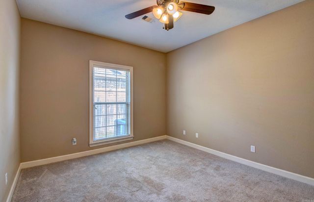 124 Mountain Valley Drive, Maumelle, AR 72113