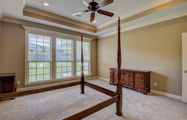 124 Mountain Valley Drive, Maumelle, AR 72113
