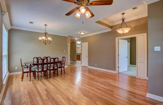 124 Mountain Valley Drive, Maumelle, AR 72113