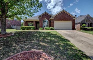 124 Mountain Valley Drive, Maumelle, AR 72113