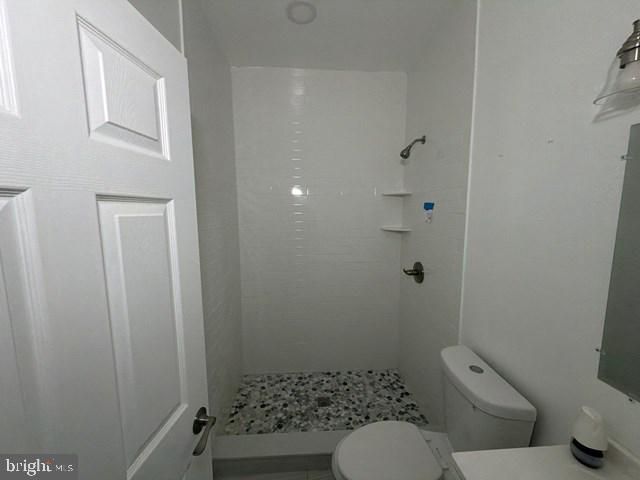 1135 W VENANGO ST, Philadelphia, PA 19140