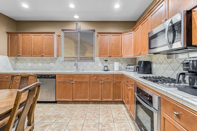 4203 N Bain Avenue, Fresno, CA 93722