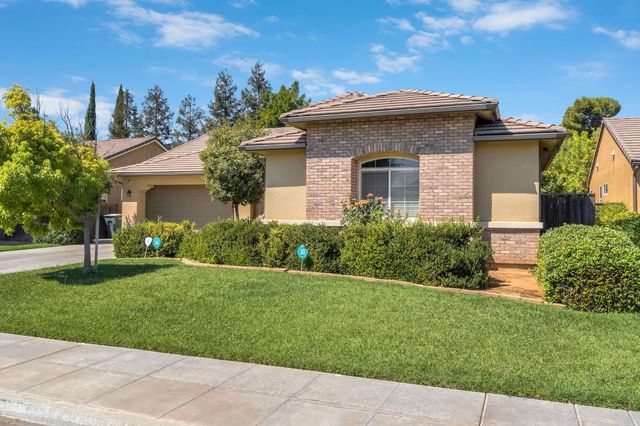 4203 N Bain Avenue, Fresno, CA 93722
