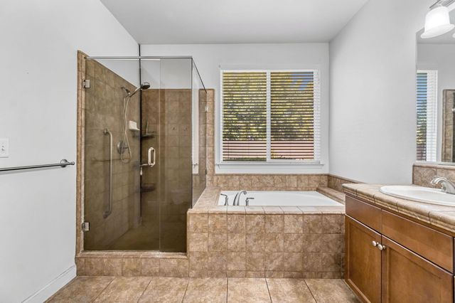 4203 N Bain Avenue, Fresno, CA 93722