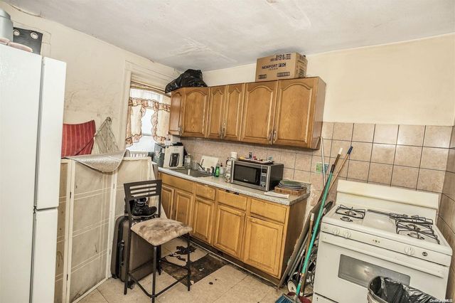 Address unavailable.