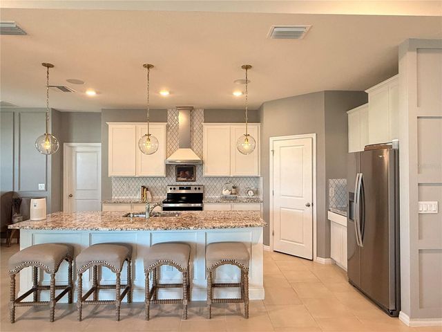 10800 LAXER CAY LOOP, San Antonio, FL 33576