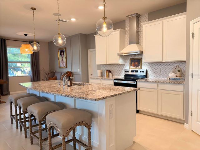 10800 LAXER CAY LOOP, San Antonio, FL 33576