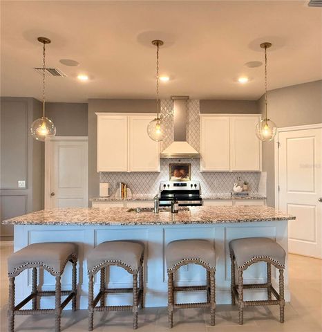 10800 LAXER CAY LOOP, San Antonio, FL 33576