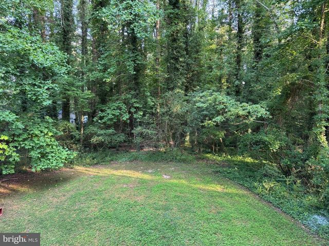 329 CHESTNUT DR, Lusby, MD 20657
