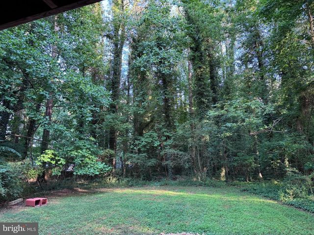 329 CHESTNUT DR, Lusby, MD 20657