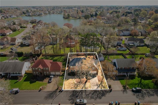 1137 Fairway DR, Chesapeake, VA 23320