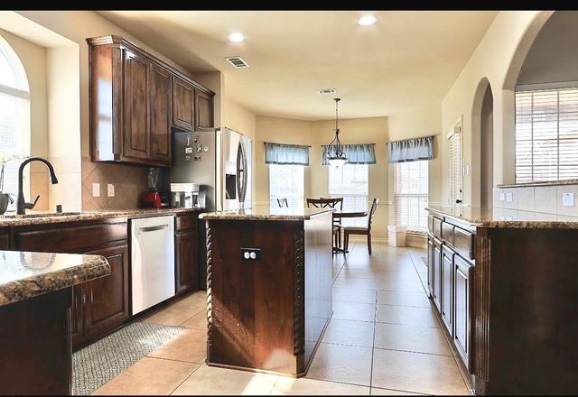 11673 Gatesville Drive, Frisco, TX 75035