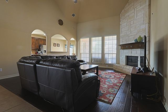 11673 Gatesville Drive, Frisco, TX 75035