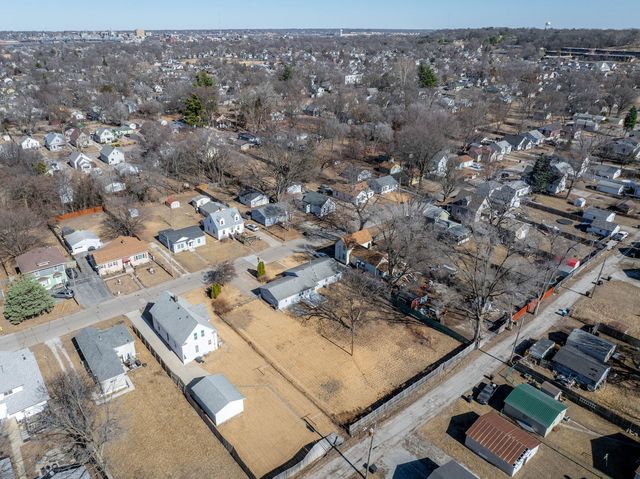 524 22nd Avenue, Rock Island, IL 61201