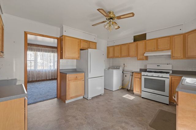 524 22nd Avenue, Rock Island, IL 61201