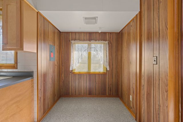 524 22nd Avenue, Rock Island, IL 61201