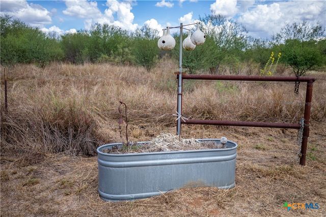 1078 Mueller Lang Road, Cuero, TX 77954