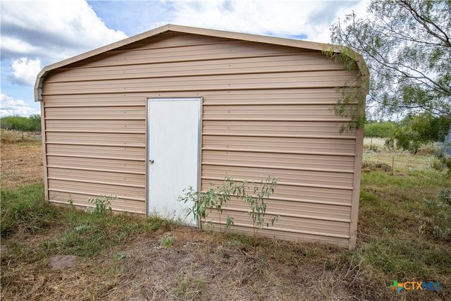 1078 Mueller Lang Road, Cuero, TX 77954