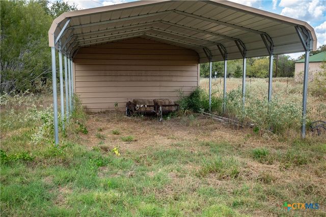 1078 Mueller Lang Road, Cuero, TX 77954