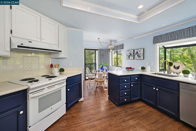 4259 Terra Granada Dr 4B, Walnut Creek, CA 94595