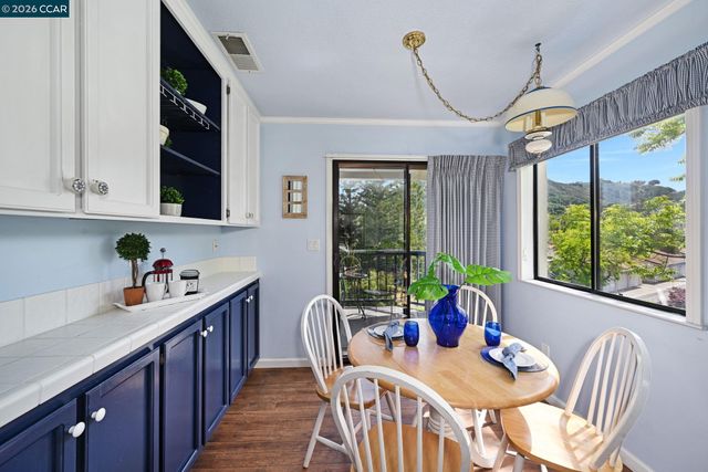 4259 Terra Granada Dr 4B, Walnut Creek, CA 94595