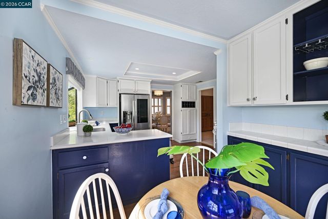 4259 Terra Granada Dr 4B, Walnut Creek, CA 94595