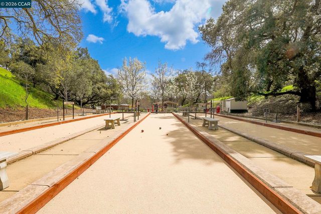 4259 Terra Granada Dr 4B, Walnut Creek, CA 94595