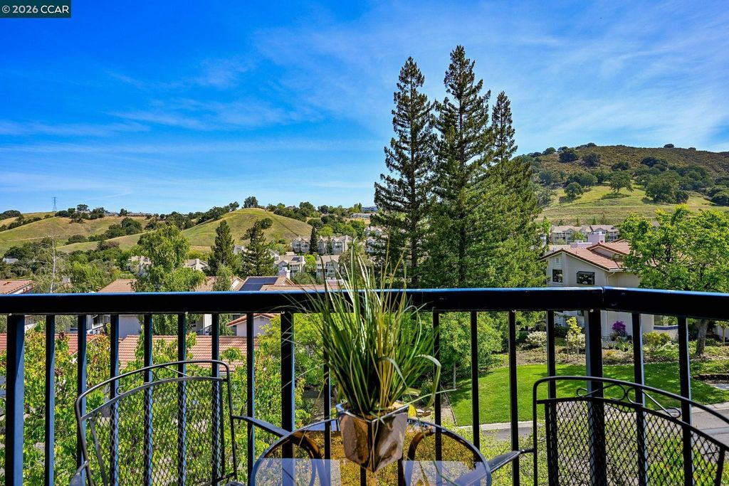 4259 Terra Granada Dr 4B, Walnut Creek, CA 94595