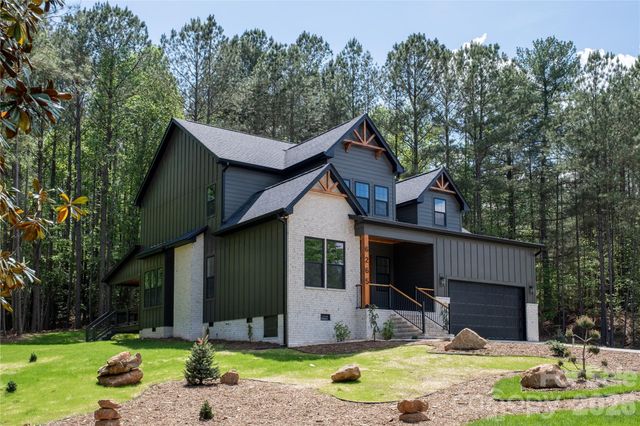 6265 Riviera Run Estates Drive, Hickory, NC 28601