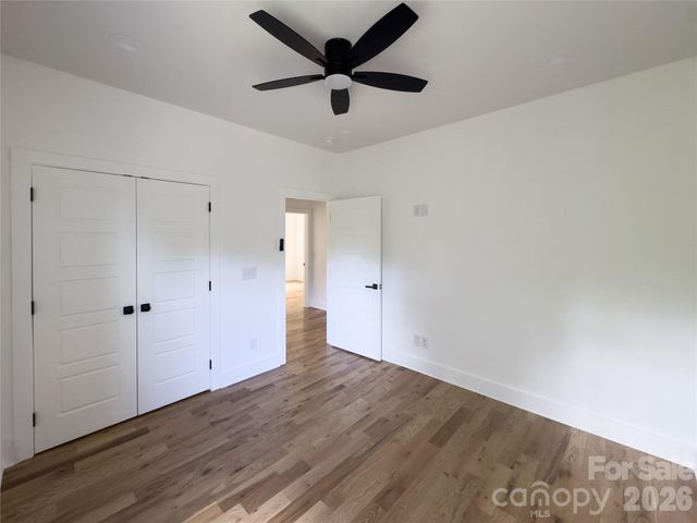 6265 Riviera Run Estates Drive, Hickory, NC 28601