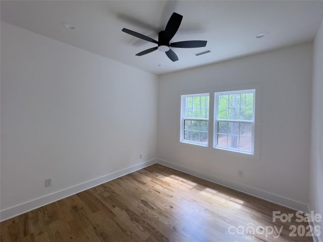 6265 Riviera Run Estates Drive, Hickory, NC 28601