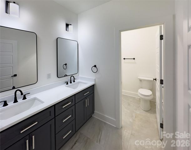 6265 Riviera Run Estates Drive, Hickory, NC 28601