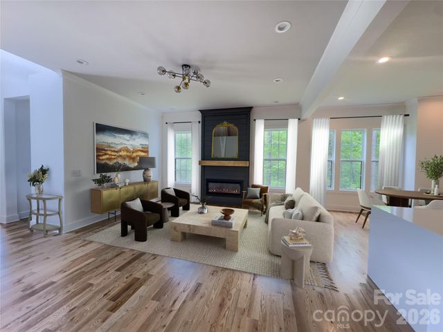 6265 Riviera Run Estates Drive, Hickory, NC 28601