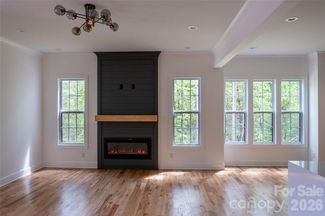 6265 Riviera Run Estates Drive, Hickory, NC 28601