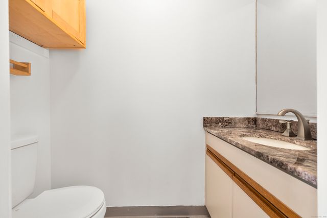 233 Derby Avenue 611, Derby, CT 06418