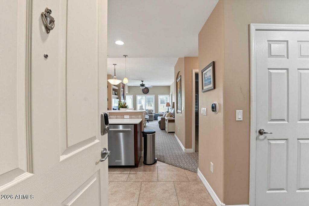 5350 E DEER VALLEY Drive 4237, Phoenix, AZ 85054