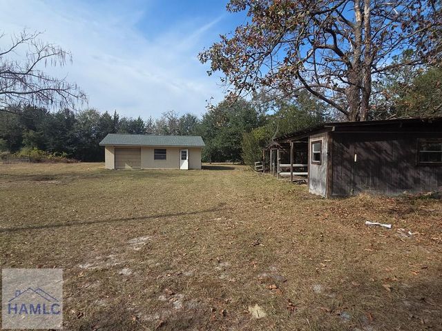 129 Norris Drive, Jesup, GA 31545