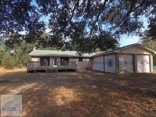129 Norris Drive, Jesup, GA 31545