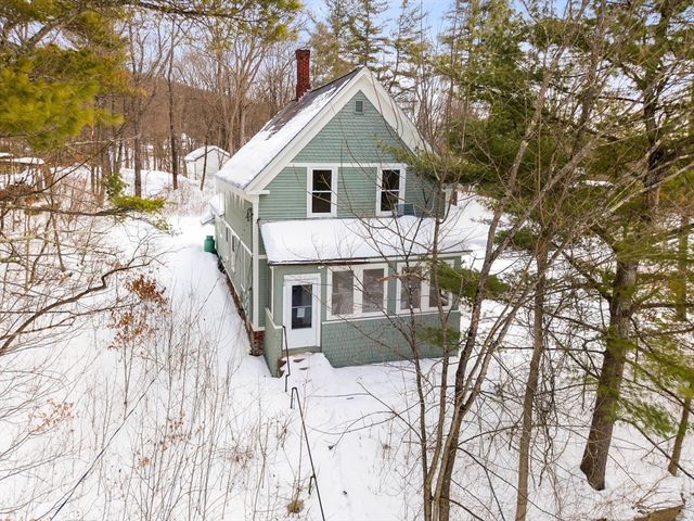 30 Cottage St, Orange, MA 01364