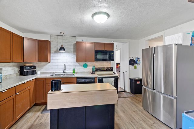 603 N Buckeye Street, Fairmount, IN 46928