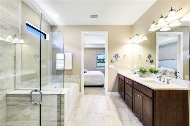 9373 Surfbird CT, Naples, FL 34120