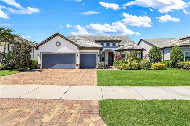 9373 Surfbird CT, Naples, FL 34120