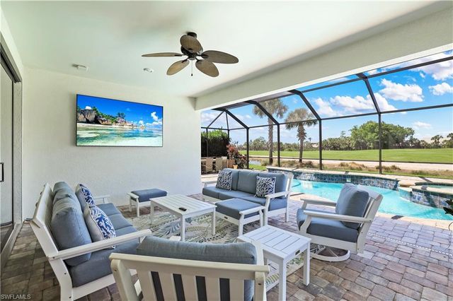 9373 Surfbird CT, Naples, FL 34120