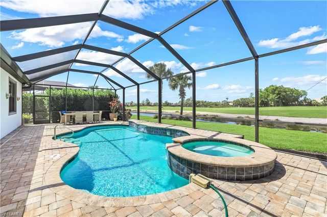 9373 Surfbird CT, Naples, FL 34120